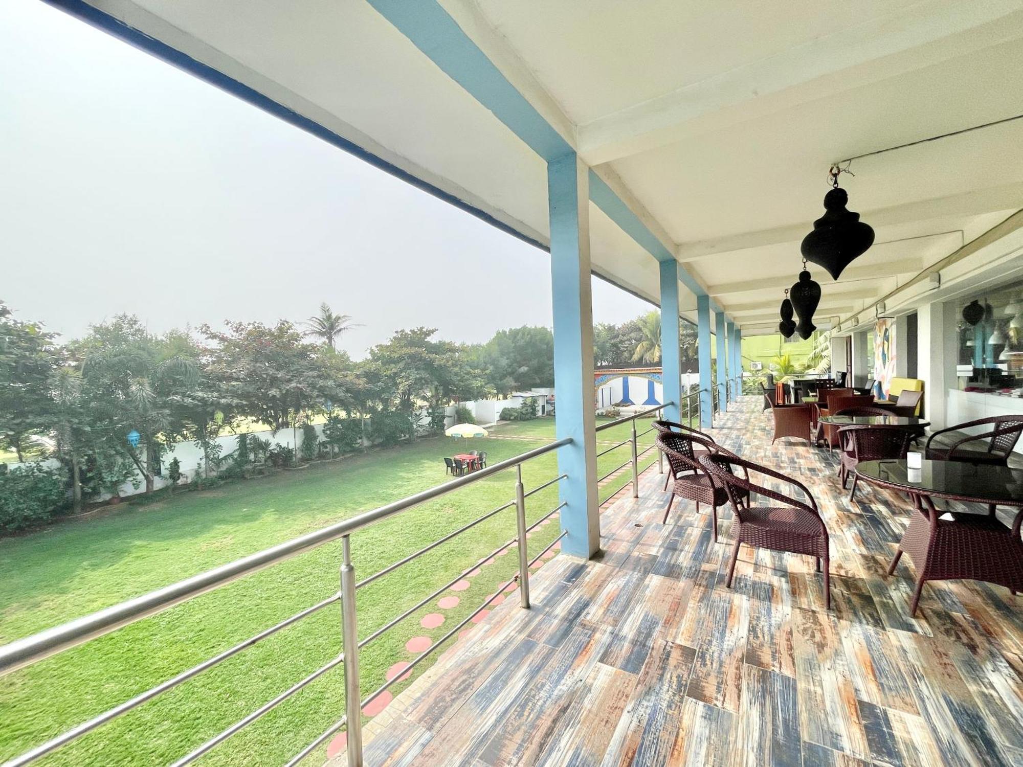 Hotel V-I Near Sea , Puri Private-Park -Gym-Spa Fully-Airconditioned-Hotel Lift-And-Parking-Facilities Breakfast-Included Exteriör bild