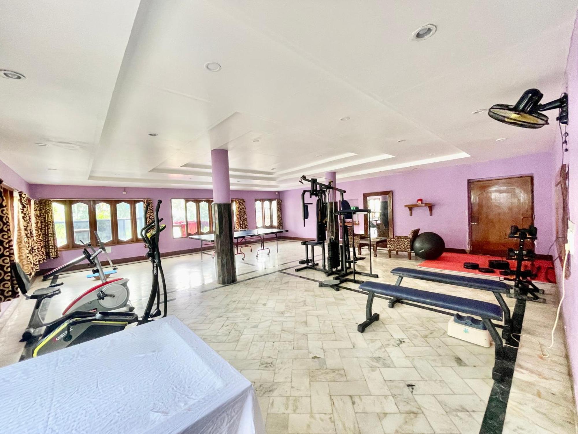 Hotel V-I Near Sea , Puri Private-Park -Gym-Spa Fully-Airconditioned-Hotel Lift-And-Parking-Facilities Breakfast-Included Exteriör bild